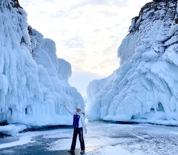 В звенящую снежную даль