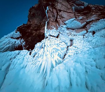 Среди Солнца и льда