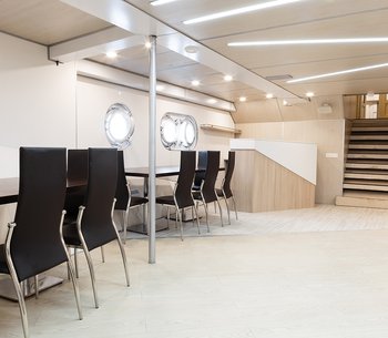 Прогулочный теплоход «Иван Бабушкин»